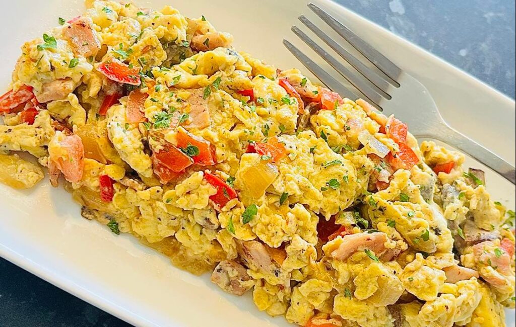 Spicy Scrambled Eggs